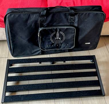 PEDALIERA SPACESHIP 80 - SOLO RITIRO A MANO - ULTIMO PREZZO - VENDO SCAMBIO PEDALIERA SPACESHIP 80 - SOLO RITIRO A MANO - ULTIMO PREZZO - VENDO SCAMBIO